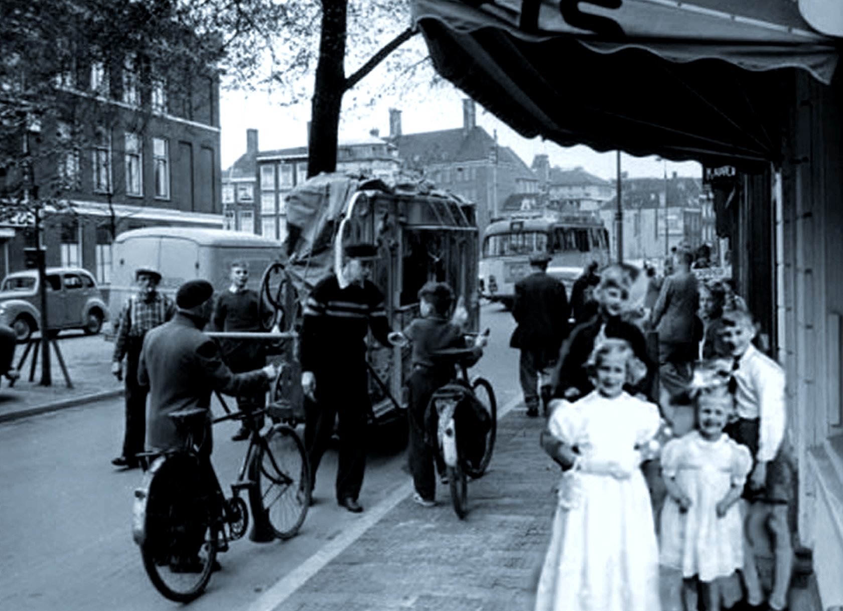 1952 (12)