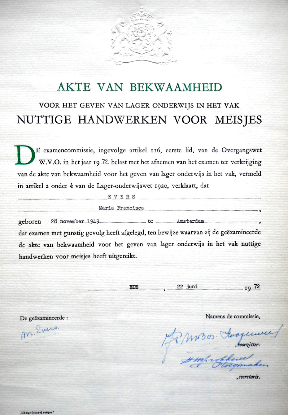 1972 (13)a