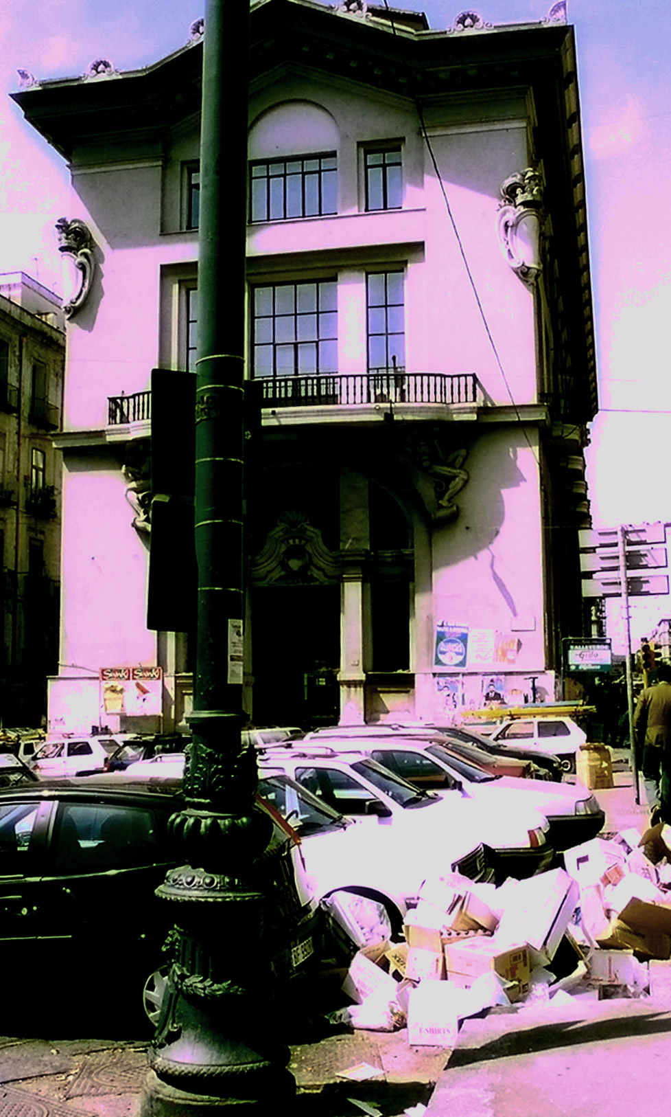 2000 (15)a
