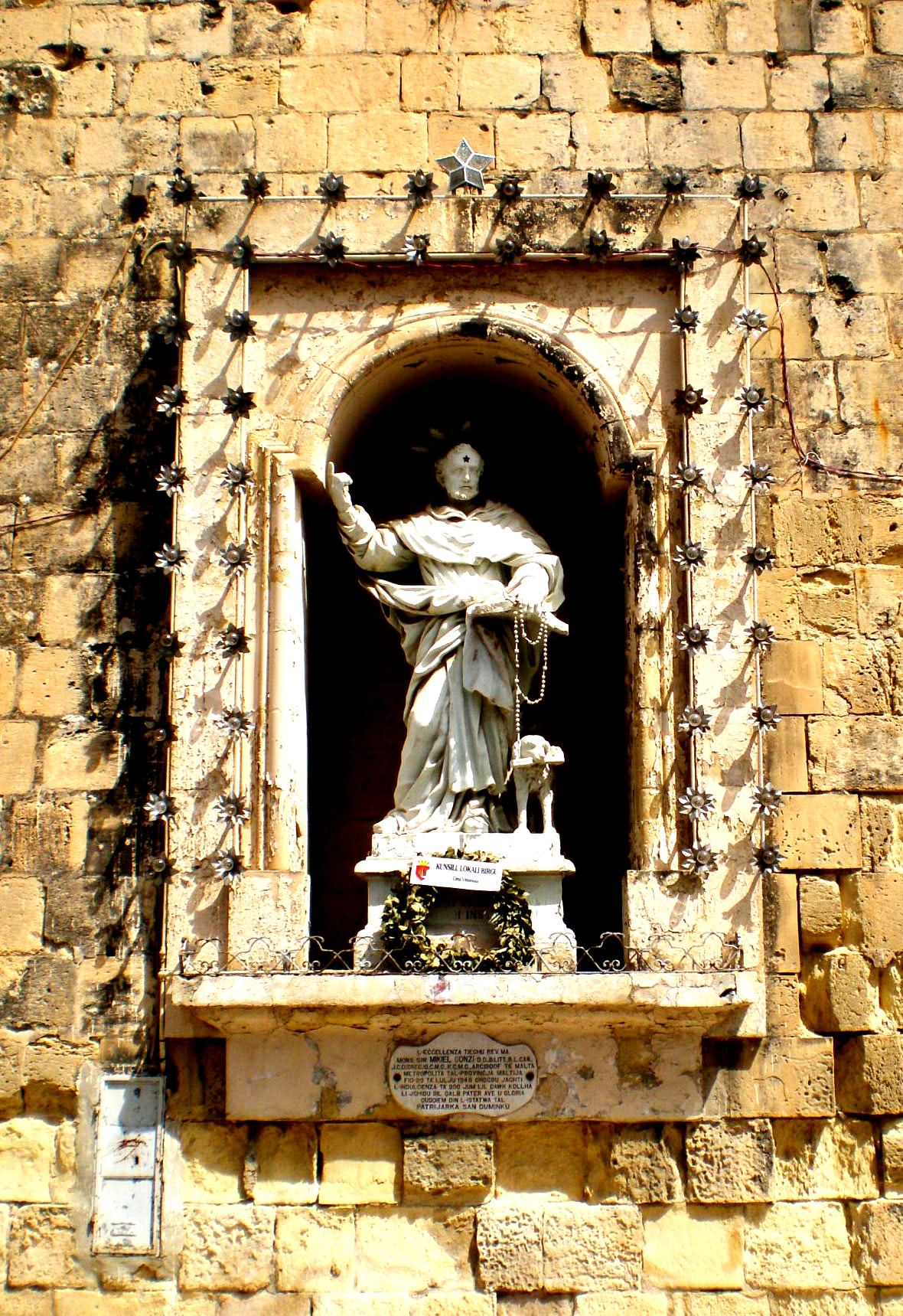 2002 (8)