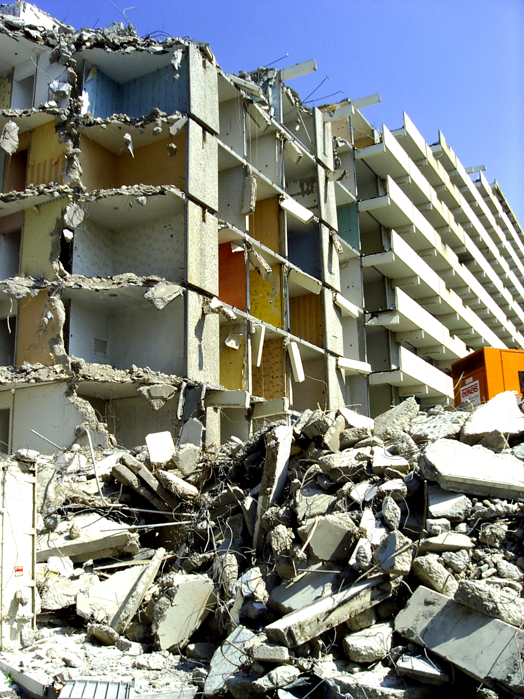 2006 (26)
