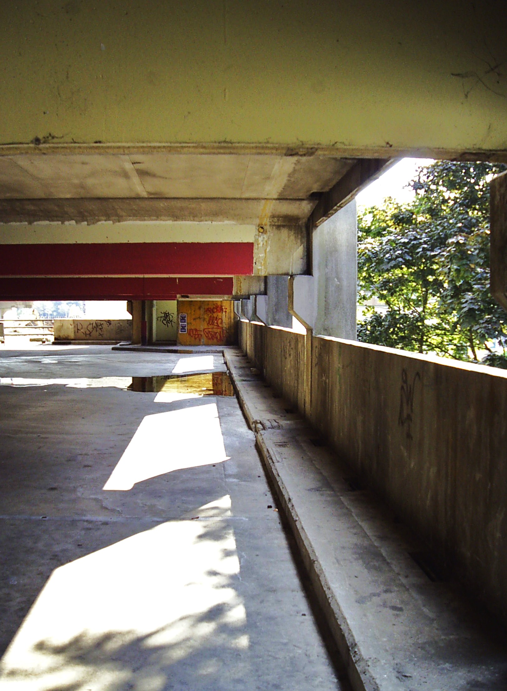 2013 (46)